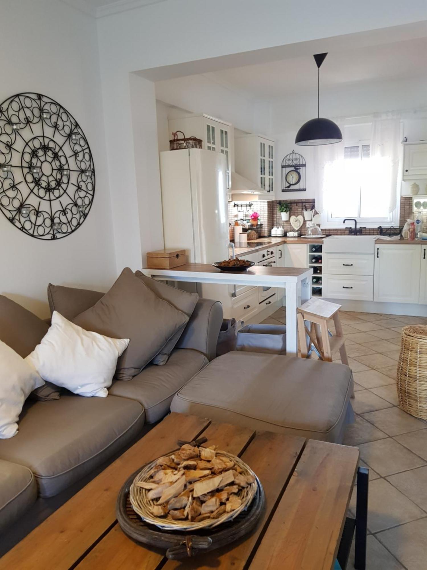 Holiday home Cozy Cliff House Nea Poteidaia