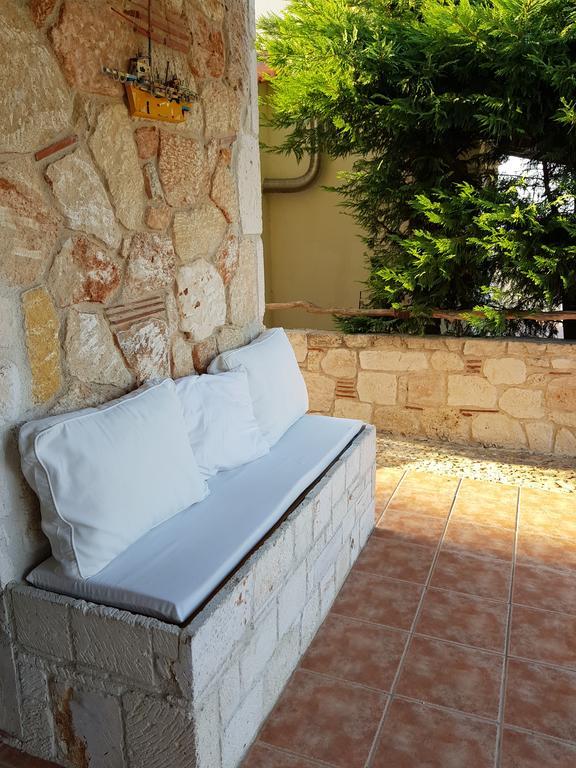 Cozy Cliff House Holiday home Nea Poteidaia