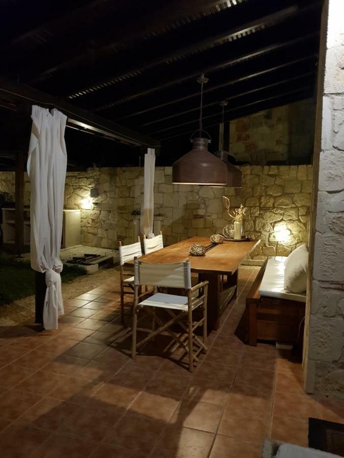 Cozy Cliff House Holiday home Nea Poteidaia
